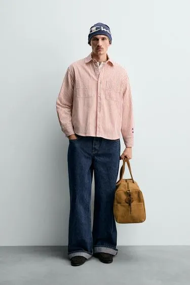Рубашка в полоску с нашивками CHAMPION® X ZARA- Заказать в России