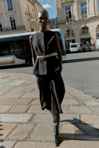 Zara Жилет с поясом