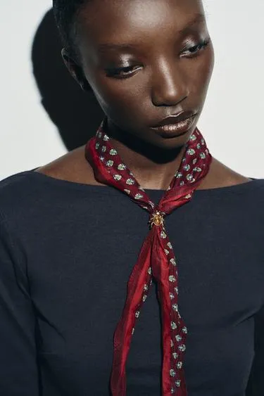 Узорчатая бандана из шелка с пауком- Заказать в России