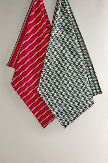 Zara Набор из двух рождественских хлопковых чайных полотенец (упаковка из 2 шт.)