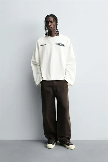 T-SHIRT WITH CONTRAST SLOGAN PRINT
