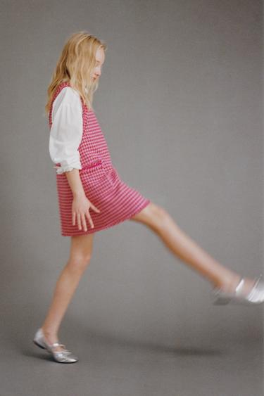 Zara Сарафан с рельефным узором и бахромой купить с доставкой.