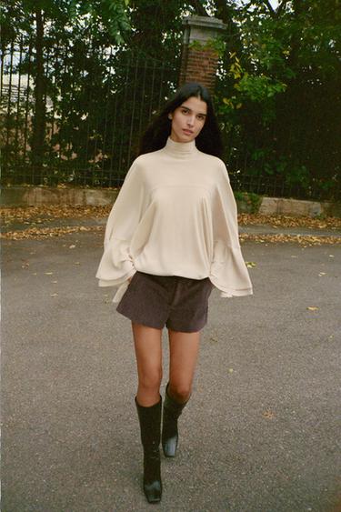 Zara Бархатные шорты