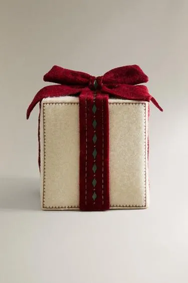 Большой светящийся подарок на пол- Заказать в России