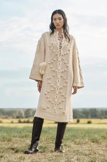 Пончо с шнуровкой LIMITED EDITION из вязаного полотна