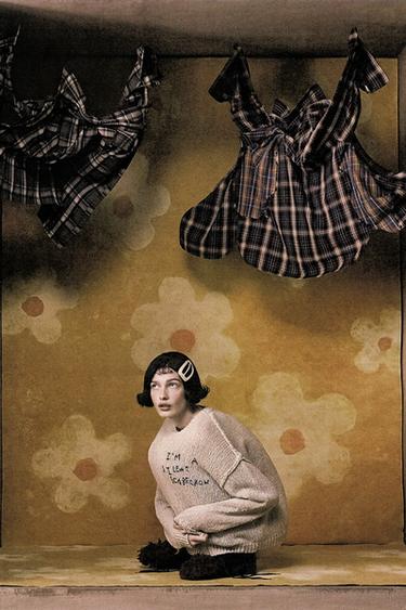 Zara Джемпер из шерсти с вышитым текстом