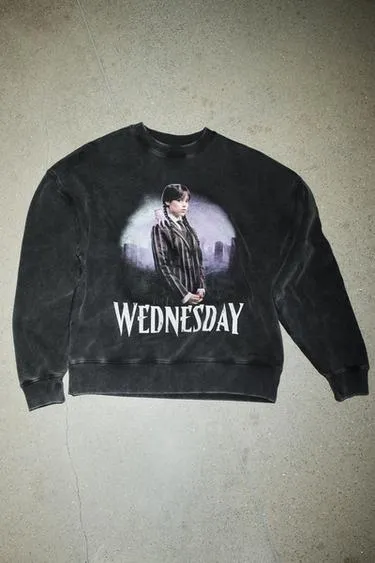 Футболка с эффектом потертости WEDNESDAY©