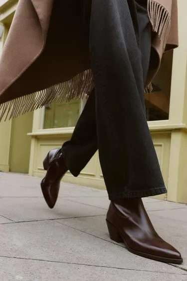 Кожаные ботильоны в ковбойском стиле- Заказать в России