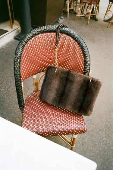 Сумка из искусственного меха- Заказать в России