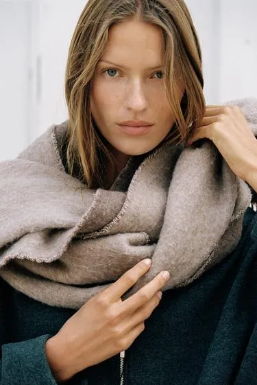 Мягкий двусторонний шарф с бахромой- Заказать в России