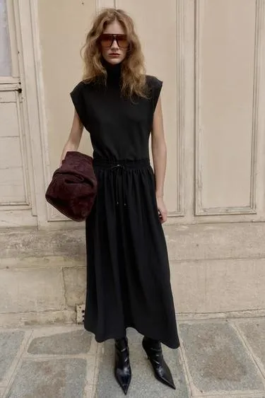 Длинное комбинированное платье