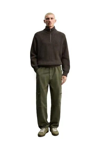 Брюки карго RELAXED FIT с эффектом потертости- Заказать в России