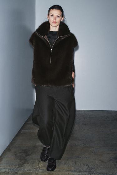 Zara ZW COLLECTION FAUX FUR WAISTCOAT