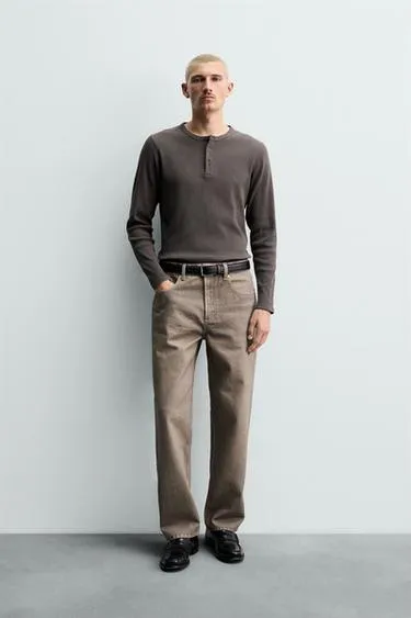 Футболка из хлопка и конопли с воротником на пуговицах- Заказать в России