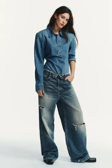 Джинсы TRF со средней посадкой и отвернутым поясом