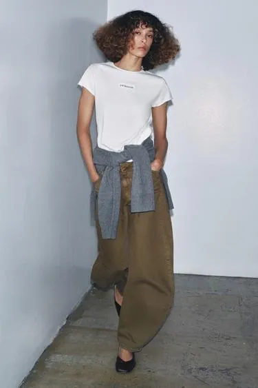 Футболка с вышитым текстом- Заказать в России