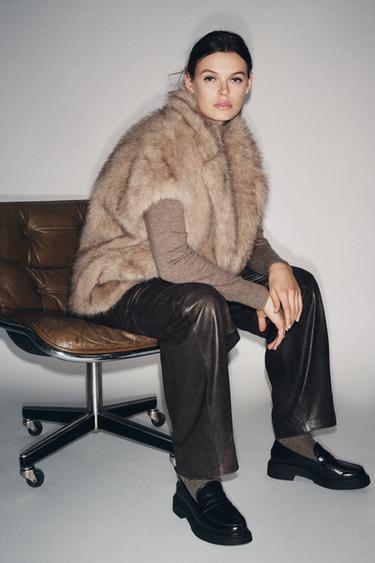 Zara Лоферы с планкой купить с доставкой.