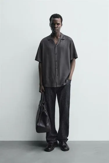 Рубашка REGULAR FIT из атласа