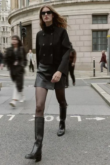 Короткая двубортная куртка- Заказать в России