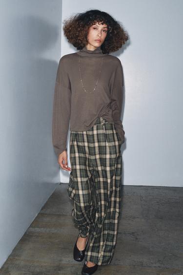 Zara Футболка с воротником-стойкой