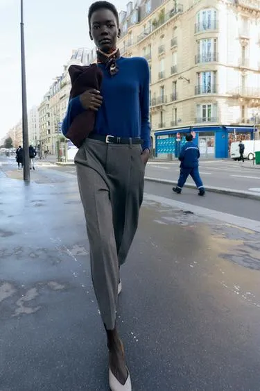 Брюки с защипами и ремнем- Заказать в России