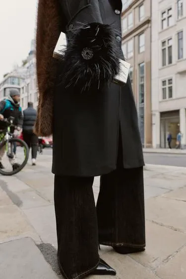 Митенки из искусственного меха с декоративными камнями- Заказать в России