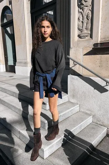 Замшевые ботильоны на каблуке- Заказать в России