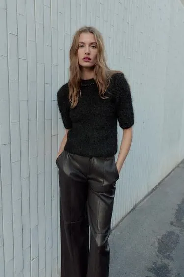 Трикотажный топ со стразами