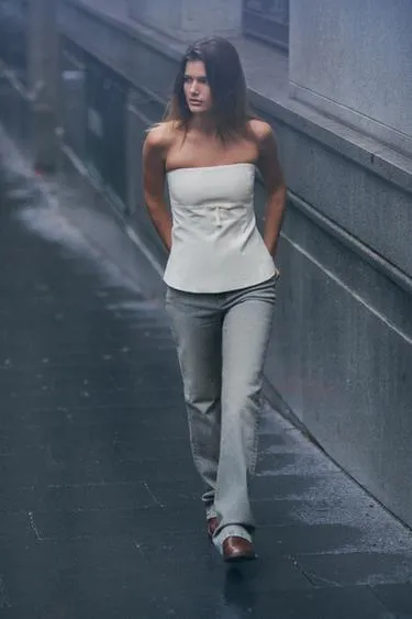 TRF STRAIGHT HIGH-WAIST JEANS- Заказать в России