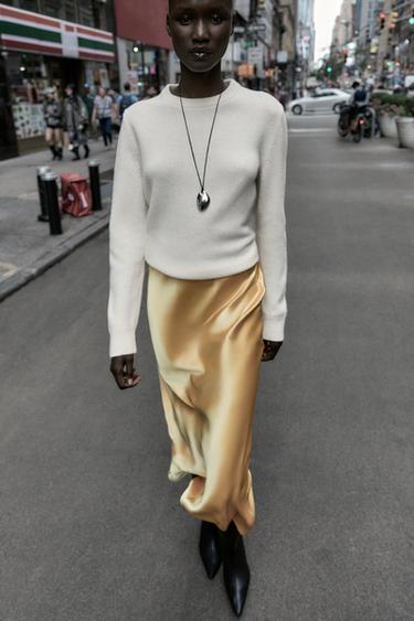 Zara Атласная юбка миди купить с доставкой.