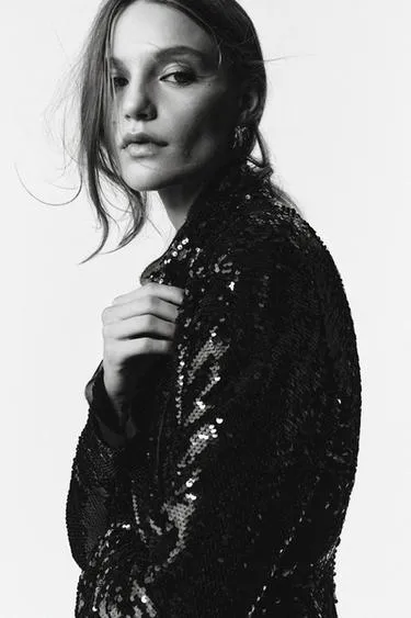 Пальто с пайетками - LIMITED EDITION