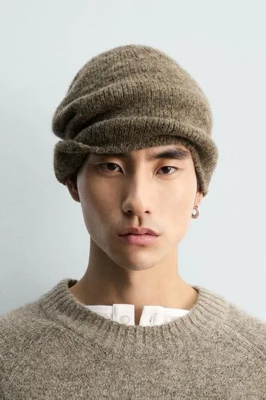 TEXTURED LIMITED EDITION BEANIE