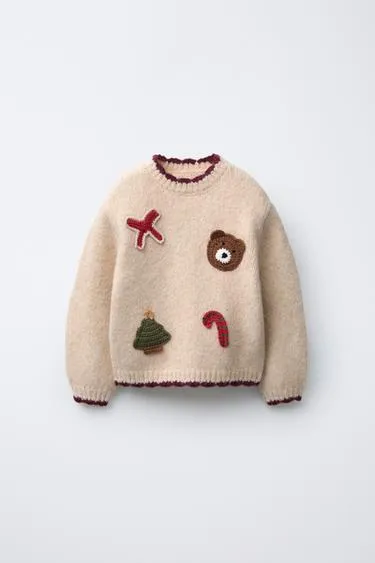 Вязаный джемпер с нашивками крючком- Заказать в России