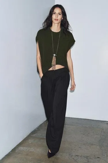 Жилет оверсайз из шерсти с асимметричным низом