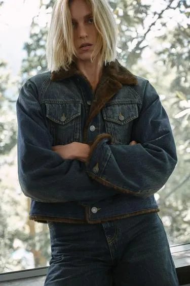 Джинсовая куртка с искусственным мехом — ZW COLLECTION- Заказать в России