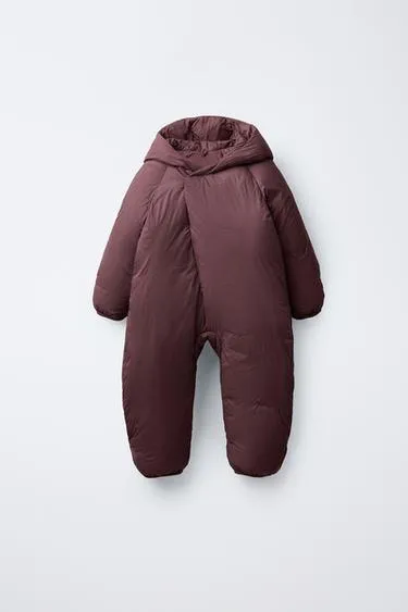 Нейлоновый комбинезон с конвертируемыми ножками