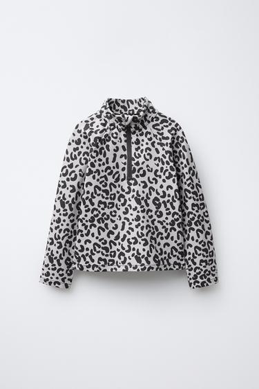 Zara Термофутболка с дышащей тканью и анималистическим принтом