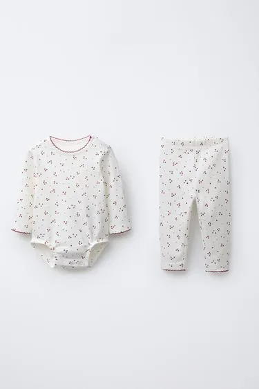 Комплект из боди и легинсов «звезды»