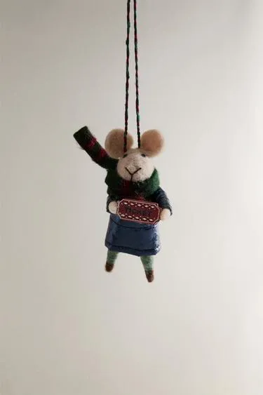 Рождественская елочная игрушка из шерсти мышь с билетом- Заказать в России