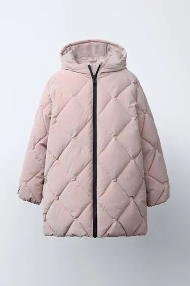 Длинное стеганое пальто с резиновым покрытием