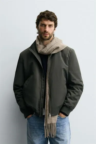 Шарф с рельефной отделкой