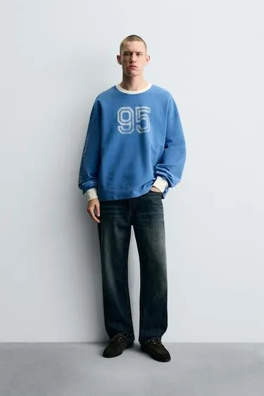 Футболка с принтом и эффектом потертости- Заказать в России