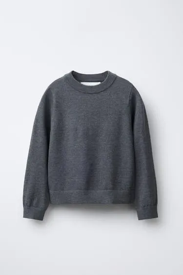 Тонкий трикотажный свитер- Заказать в России