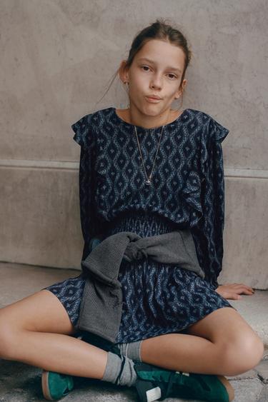 Zara Платье с принтом икат