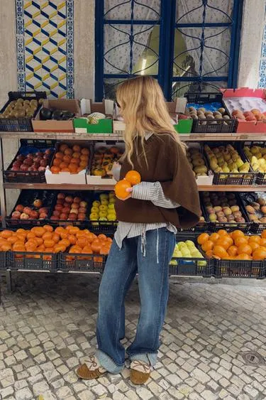 Джемпер с широкими рукавами- Заказать в России