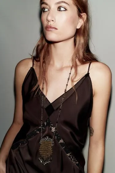 Ожерелье-контраст с драгоценной сумочкой- Заказать в России