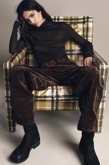 Кожаные ботильоны с квадратным носом