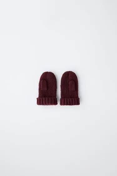 Однотонные варежки