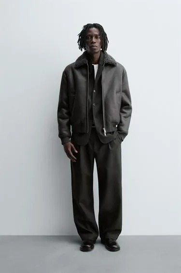 Куртка из кожзаменителя с двусторонним эффектом