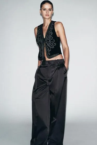 Бархатный жилет с вышивкой — ZW COLLECTION